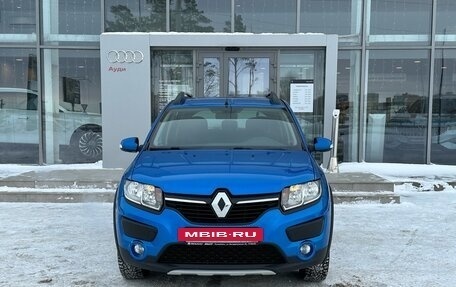 Renault Sandero II рестайлинг, 2016 год, 900 000 рублей, 2 фотография