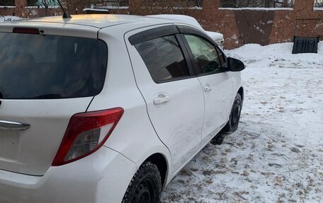 Toyota Vitz, 2012 год, 650 000 рублей, 4 фотография