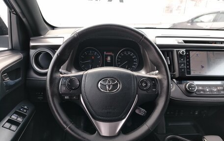 Toyota RAV4, 2016 год, 2 200 000 рублей, 7 фотография