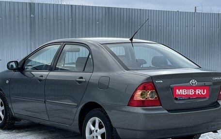 Toyota Corolla, 2005 год, 590 000 рублей, 4 фотография