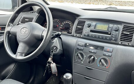 Toyota Corolla, 2005 год, 590 000 рублей, 28 фотография