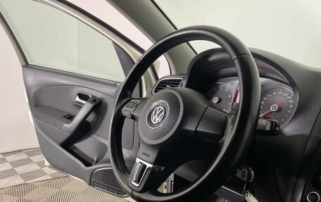 Volkswagen Polo VI (EU Market), 2011 год, 750 000 рублей, 20 фотография