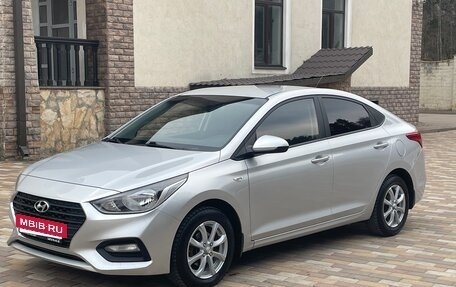 Hyundai Solaris II рестайлинг, 2017 год, 1 290 000 рублей, 2 фотография