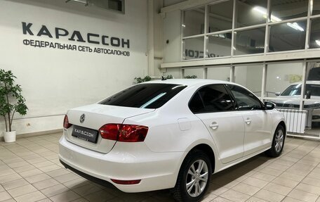 Volkswagen Jetta VI, 2012 год, 1 130 000 рублей, 2 фотография