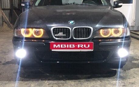 BMW 5 серия, 2000 год, 780 000 рублей, 31 фотография