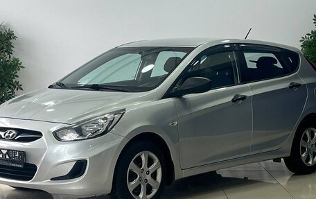 Hyundai Solaris II рестайлинг, 2012 год, 719 000 рублей, 1 фотография