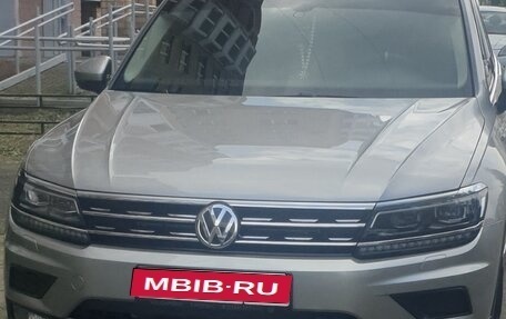 Volkswagen Tiguan II, 2019 год, 3 900 000 рублей, 1 фотография