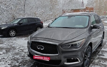 Infiniti QX60 I рестайлинг, 2017 год, 2 520 000 рублей, 7 фотография