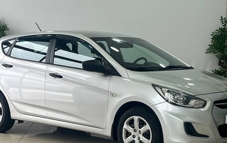 Hyundai Solaris II рестайлинг, 2012 год, 719 000 рублей, 3 фотография