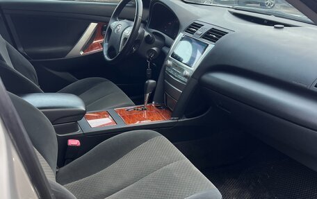 Toyota Camry, 2008 год, 940 000 рублей, 21 фотография