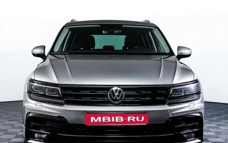 Volkswagen Tiguan II, 2018 год, 2 930 000 рублей, 2 фотография