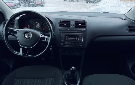 Volkswagen Polo VI (EU Market), 2018 год, 1 090 000 рублей, 18 фотография