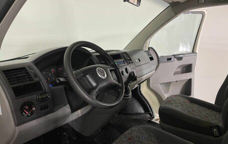 Volkswagen Transporter T5 рестайлинг, 2006 год, 1 180 000 рублей, 14 фотография