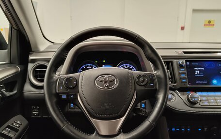 Toyota RAV4, 2018 год, 2 615 000 рублей, 16 фотография