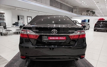 Toyota Camry, 2016 год, 2 308 000 рублей, 6 фотография