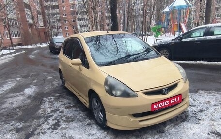 Honda Fit III, 2004 год, 450 000 рублей, 2 фотография