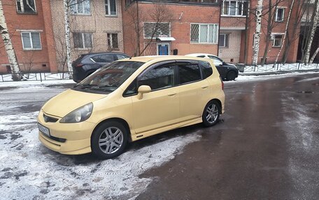 Honda Fit III, 2004 год, 450 000 рублей, 5 фотография