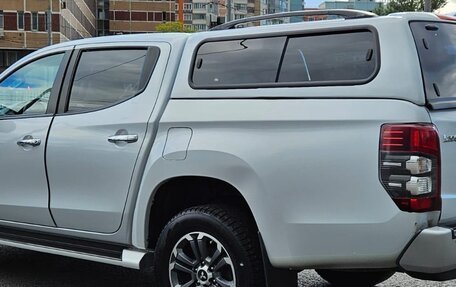 Mitsubishi L200 IV рестайлинг, 2020 год, 3 300 000 рублей, 3 фотография