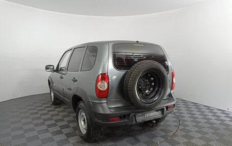 Chevrolet Niva I рестайлинг, 2014 год, 609 800 рублей, 7 фотография