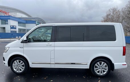 Volkswagen Multivan T6 рестайлинг, 2015 год, 3 505 000 рублей, 2 фотография