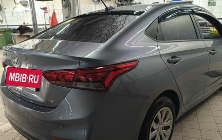 Hyundai Solaris II рестайлинг, 2019 год, 1 579 000 рублей, 4 фотография