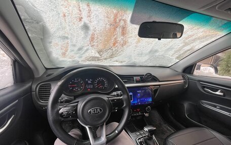 KIA Rio IV, 2018 год, 1 300 000 рублей, 8 фотография