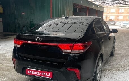 KIA Rio IV, 2018 год, 1 300 000 рублей, 5 фотография