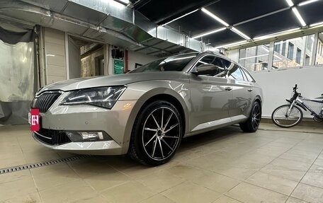 Skoda Superb III рестайлинг, 2017 год, 2 800 000 рублей, 8 фотография