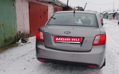 KIA Rio II, 2011 год, 610 000 рублей, 3 фотография