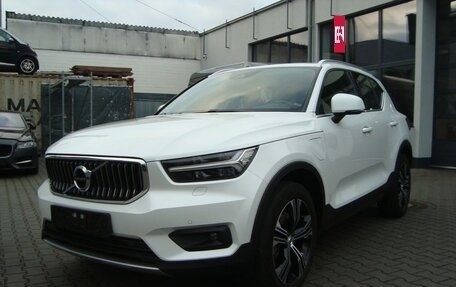 Volvo XC40 I, 2021 год, 3 500 000 рублей, 2 фотография