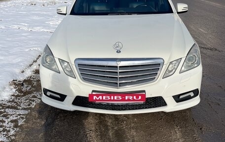 Mercedes-Benz E-Класс, 2010 год, 1 550 000 рублей, 2 фотография