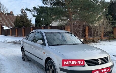 Volkswagen Passat B5+ рестайлинг, 1998 год, 360 000 рублей, 2 фотография