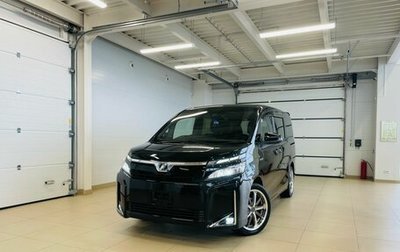 Toyota Voxy III, 2018 год, 2 909 000 рублей, 1 фотография