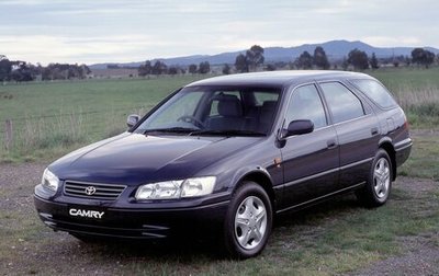 Toyota Camry, 1998 год, 400 000 рублей, 1 фотография