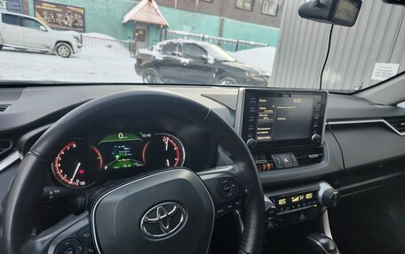 Toyota RAV4, 2020 год, 3 580 000 рублей, 10 фотография