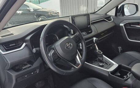 Toyota RAV4, 2020 год, 3 580 000 рублей, 7 фотография