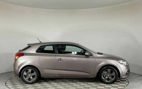 KIA cee'd I рестайлинг, 2011 год, 660 000 рублей, 3 фотография