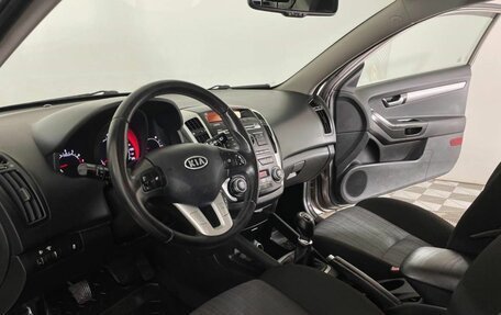 KIA cee'd I рестайлинг, 2011 год, 660 000 рублей, 13 фотография