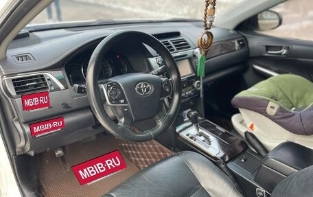 Toyota Camry, 2014 год, 1 418 000 рублей, 8 фотография