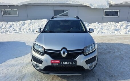 Renault Sandero II рестайлинг, 2016 год, 870 000 рублей, 2 фотография