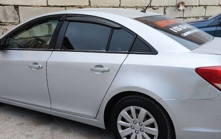 Chevrolet Cruze II, 2014 год, 800 000 рублей, 3 фотография