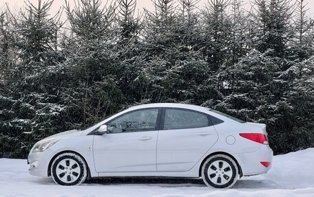 Hyundai Solaris II рестайлинг, 2015 год, 1 140 000 рублей, 2 фотография