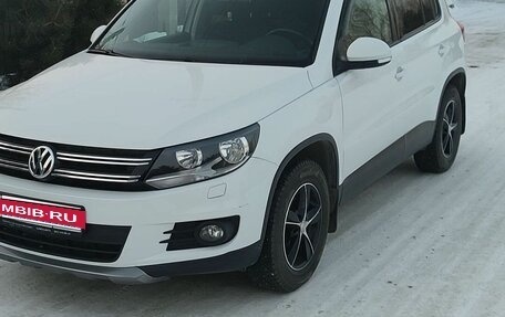 Volkswagen Tiguan I, 2016 год, 1 999 000 рублей, 6 фотография