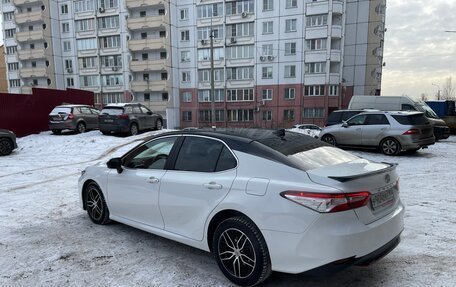 Toyota Camry, 2018 год, 2 800 000 рублей, 4 фотография