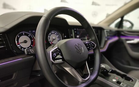 Volkswagen Touareg III, 2022 год, 9 275 000 рублей, 21 фотография