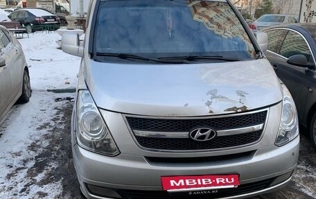 Hyundai Grand Starex Grand Starex I рестайлинг 2, 2008 год, 1 050 000 рублей, 3 фотография