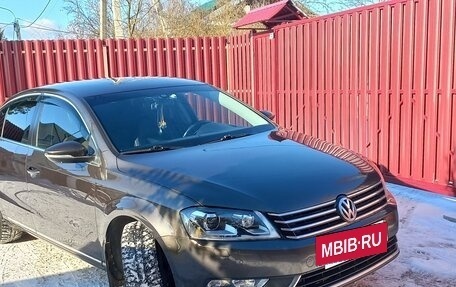 Volkswagen Passat B7, 2013 год, 1 400 000 рублей, 2 фотография