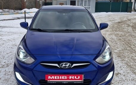 Hyundai Solaris II рестайлинг, 2012 год, 650 000 рублей, 2 фотография