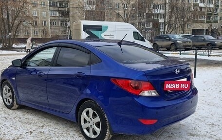 Hyundai Solaris II рестайлинг, 2012 год, 650 000 рублей, 9 фотография