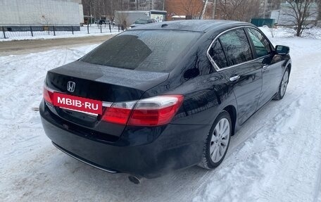 Honda Accord IX рестайлинг, 2013 год, 1 490 000 рублей, 4 фотография